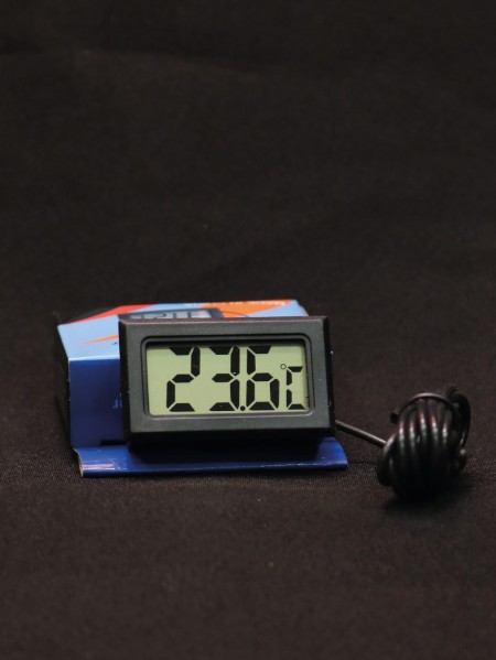 Термометр электронный с щупом на проводе