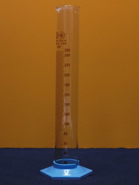 Цилиндр мерный стеклянный (250 мл.)